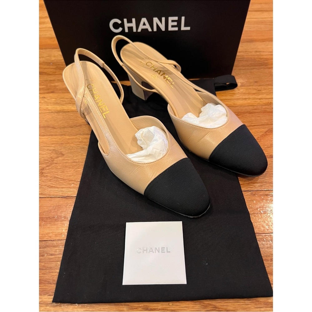 CHANEL Beige and Black Slingback Heels